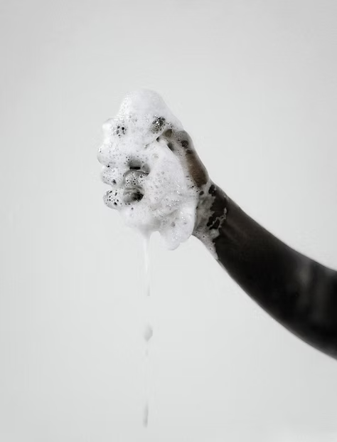 HAND & BODY WASH - PEPPERMINT AND DARK CEDARWOOD